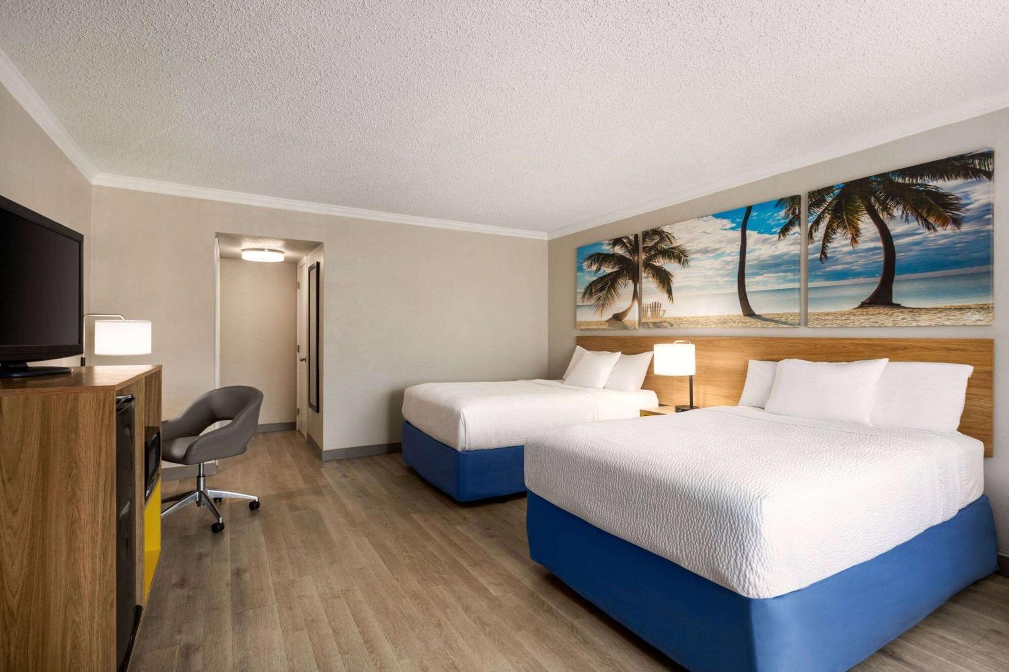 Days Inn By Wyndham Miami Airport North Miami Springs Exterior foto